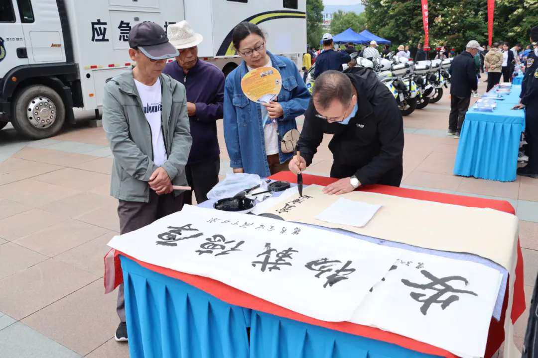 640 (1).webp (1).png